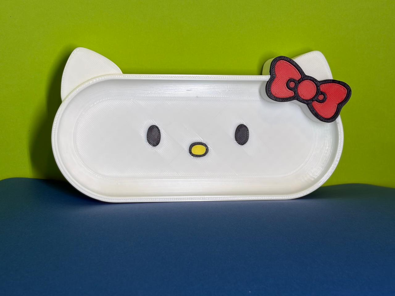 Posa lentes Kitty